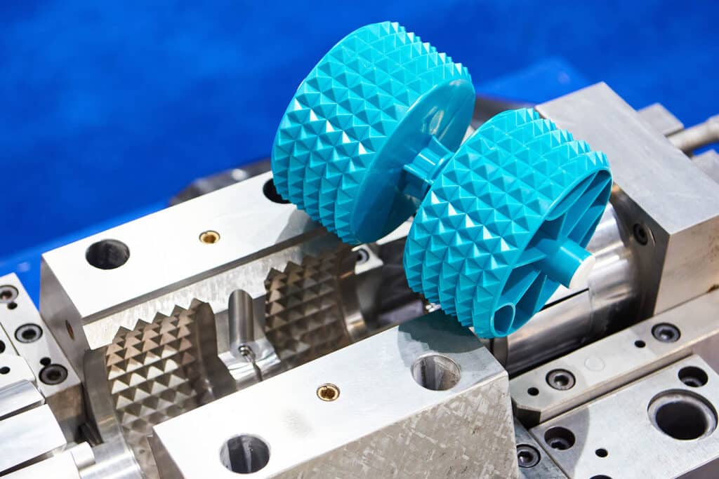 Spritzguss Formenbau Serienfertigung Prototyp Insert Molding Over Molding Silikon Plastik Mehrkomponenten Compression Molding